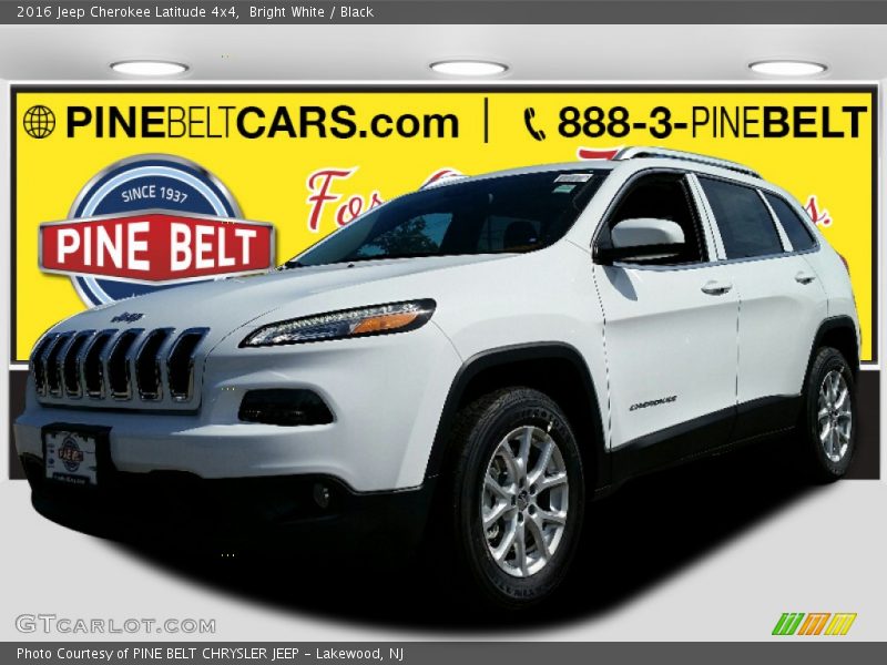 Bright White / Black 2016 Jeep Cherokee Latitude 4x4