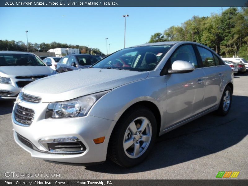 Silver Ice Metallic / Jet Black 2016 Chevrolet Cruze Limited LT