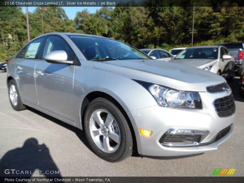 Silver Ice Metallic / Jet Black 2016 Chevrolet Cruze Limited LT