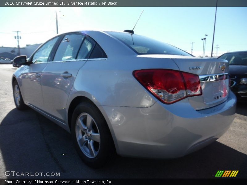 Silver Ice Metallic / Jet Black 2016 Chevrolet Cruze Limited LT