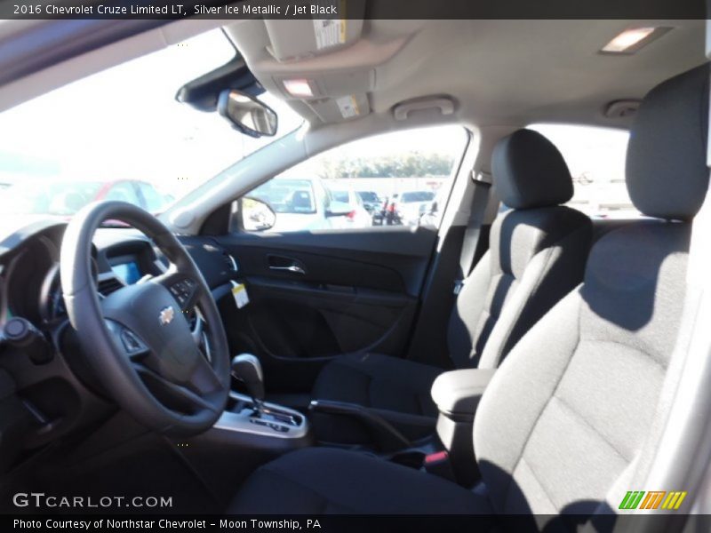 Silver Ice Metallic / Jet Black 2016 Chevrolet Cruze Limited LT