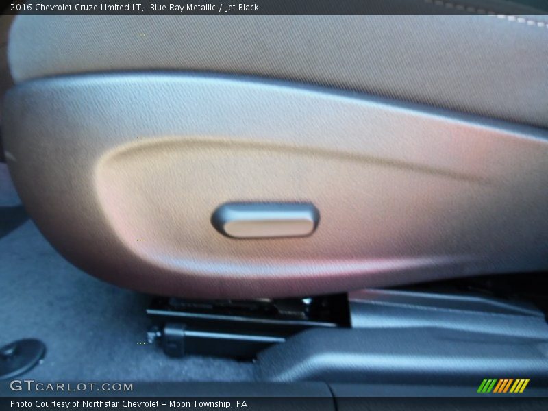 Blue Ray Metallic / Jet Black 2016 Chevrolet Cruze Limited LT