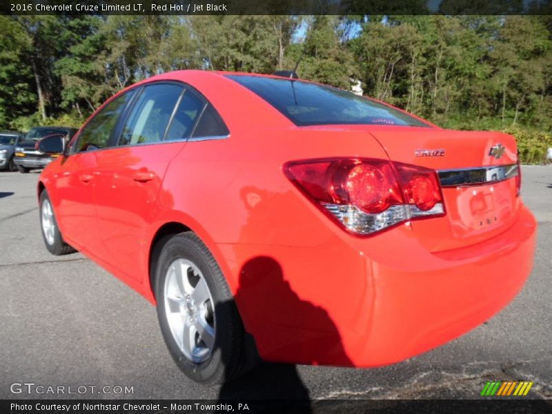 Red Hot / Jet Black 2016 Chevrolet Cruze Limited LT