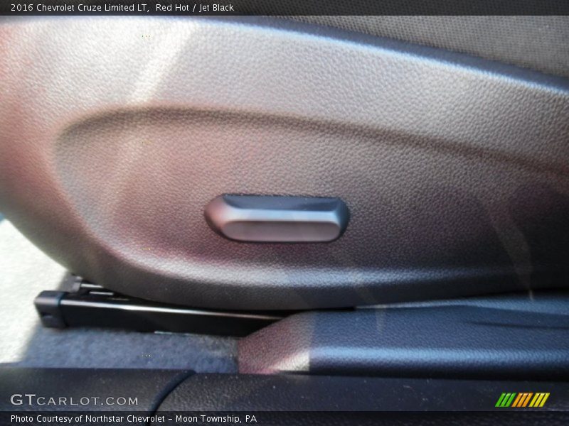 Red Hot / Jet Black 2016 Chevrolet Cruze Limited LT