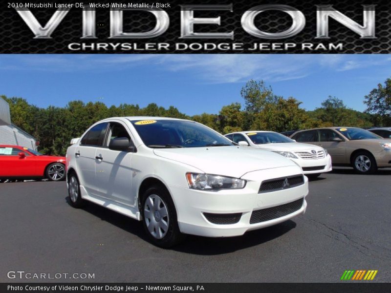 Wicked White Metallic / Black 2010 Mitsubishi Lancer DE