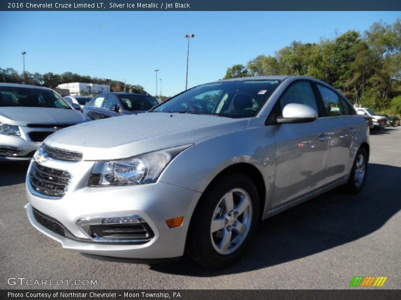 Silver Ice Metallic / Jet Black 2016 Chevrolet Cruze Limited LT