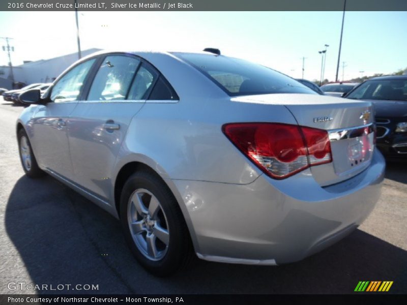 Silver Ice Metallic / Jet Black 2016 Chevrolet Cruze Limited LT