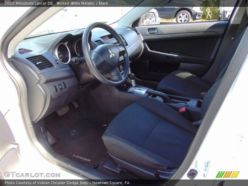 Wicked White Metallic / Black 2010 Mitsubishi Lancer DE