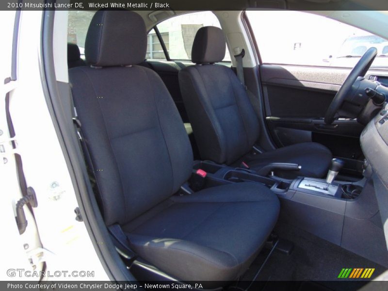 Wicked White Metallic / Black 2010 Mitsubishi Lancer DE