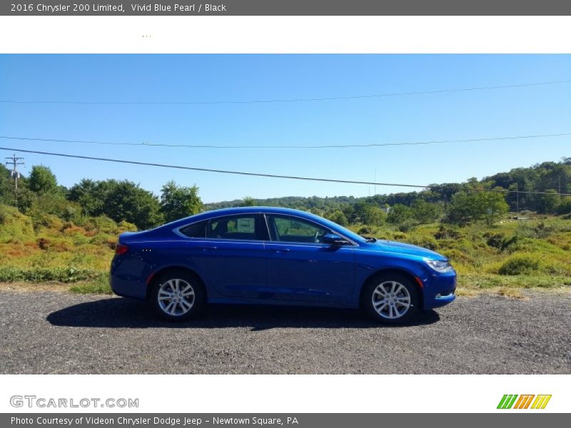 Vivid Blue Pearl / Black 2016 Chrysler 200 Limited