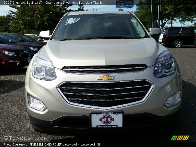 Champagne Silver Metallic / Light Titanium 2016 Chevrolet Equinox LT