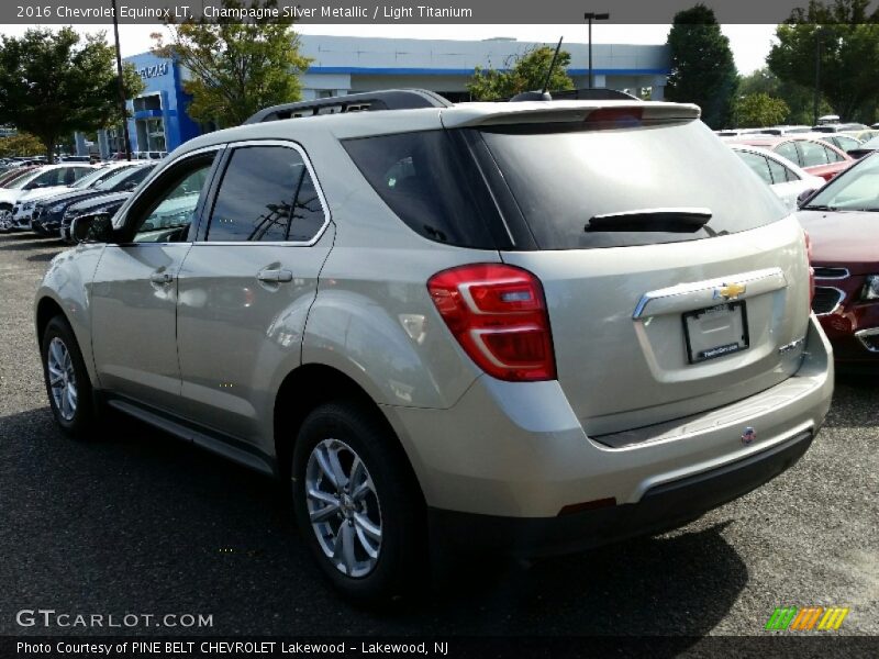 Champagne Silver Metallic / Light Titanium 2016 Chevrolet Equinox LT
