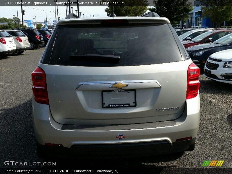 Champagne Silver Metallic / Light Titanium 2016 Chevrolet Equinox LT