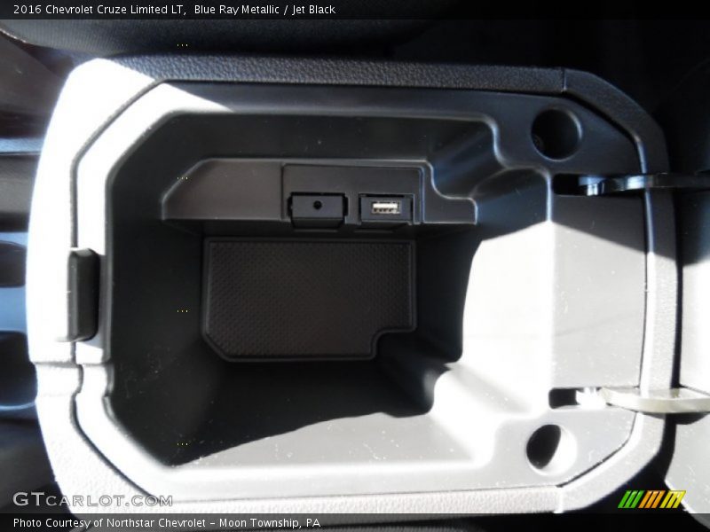 Blue Ray Metallic / Jet Black 2016 Chevrolet Cruze Limited LT