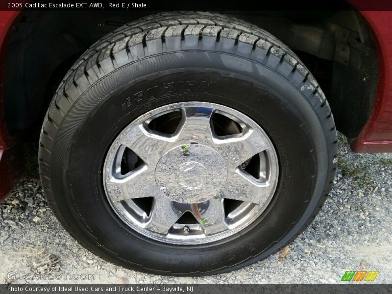 Red E / Shale 2005 Cadillac Escalade EXT AWD
