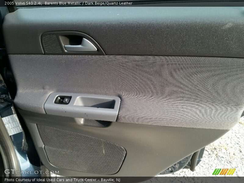 Barents Blue Metallic / Dark Beige/Quartz Leather 2005 Volvo S40 2.4i