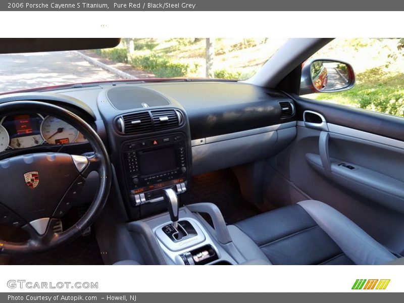 Pure Red / Black/Steel Grey 2006 Porsche Cayenne S Titanium