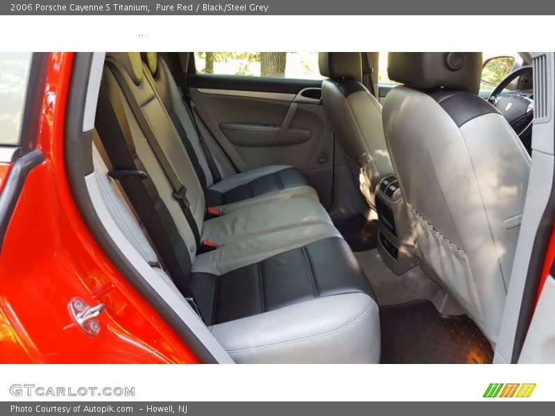 Rear Seat of 2006 Cayenne S Titanium