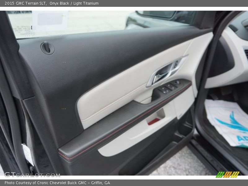 Onyx Black / Light Titanium 2015 GMC Terrain SLT