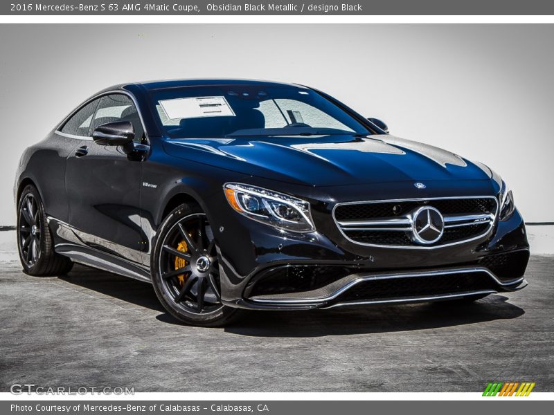 Front 3/4 View of 2016 S 63 AMG 4Matic Coupe