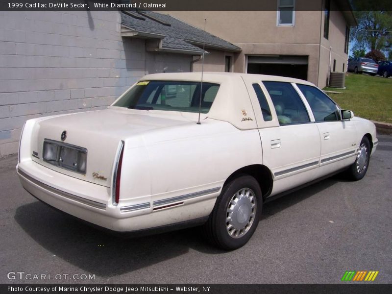 White Diamond / Oatmeal 1999 Cadillac DeVille Sedan