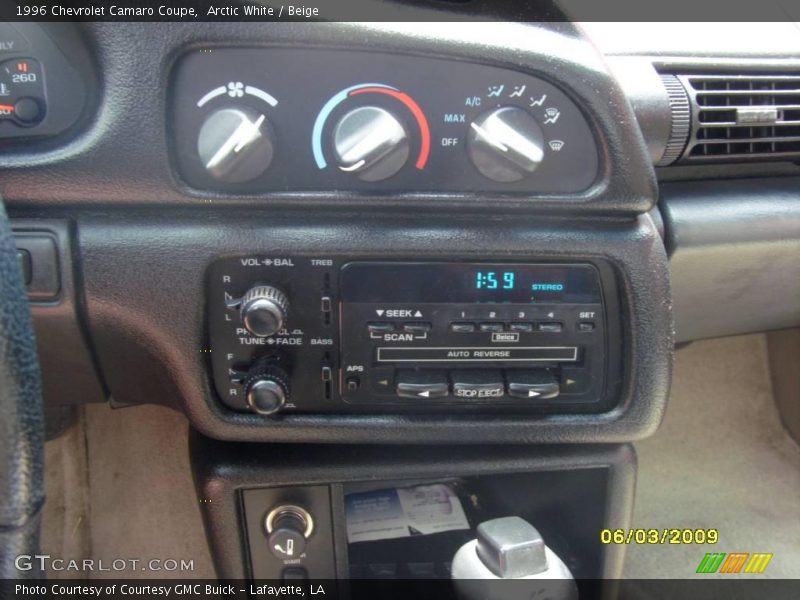 Arctic White / Beige 1996 Chevrolet Camaro Coupe
