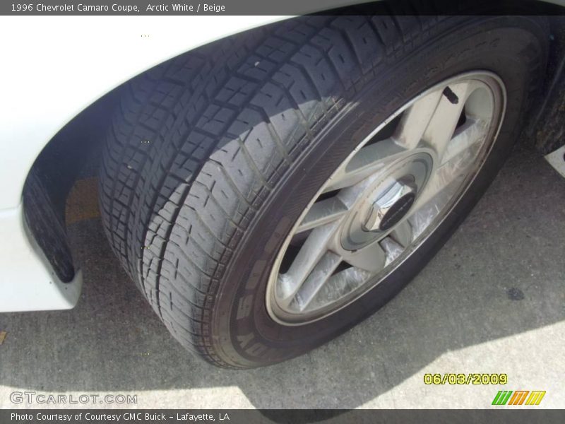 Arctic White / Beige 1996 Chevrolet Camaro Coupe