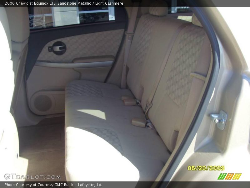 Sandstone Metallic / Light Cashmere 2006 Chevrolet Equinox LT