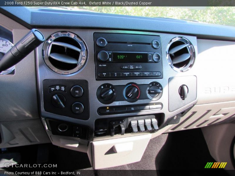 Oxford White / Black/Dusted Copper 2008 Ford F250 Super Duty FX4 Crew Cab 4x4