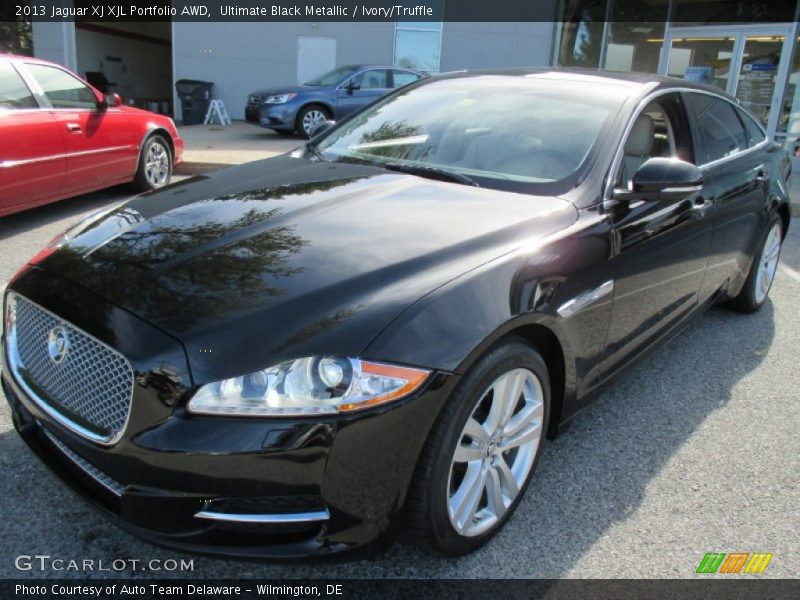 Ultimate Black Metallic / Ivory/Truffle 2013 Jaguar XJ XJL Portfolio AWD