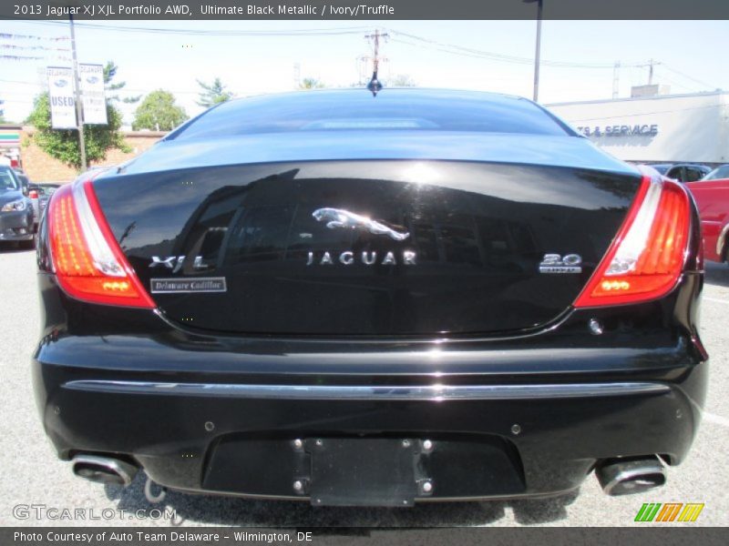 Ultimate Black Metallic / Ivory/Truffle 2013 Jaguar XJ XJL Portfolio AWD