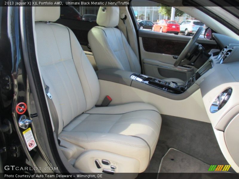 Ultimate Black Metallic / Ivory/Truffle 2013 Jaguar XJ XJL Portfolio AWD