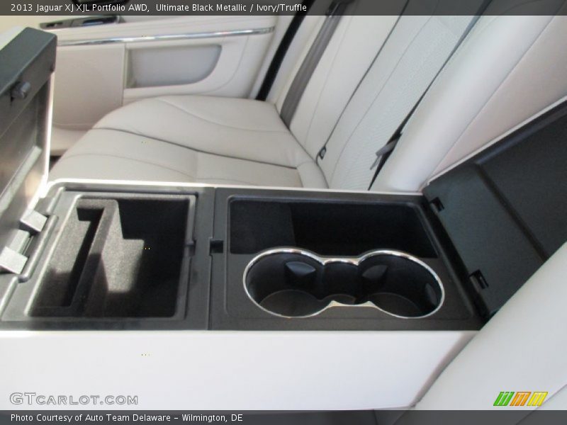 Ultimate Black Metallic / Ivory/Truffle 2013 Jaguar XJ XJL Portfolio AWD