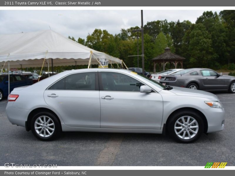 Classic Silver Metallic / Ash 2011 Toyota Camry XLE V6