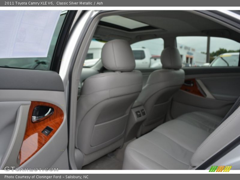 Classic Silver Metallic / Ash 2011 Toyota Camry XLE V6