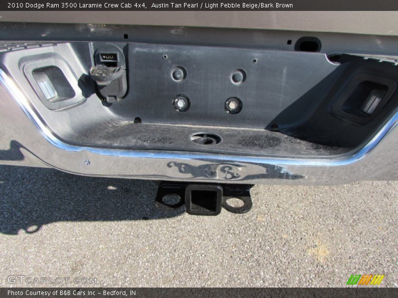 Austin Tan Pearl / Light Pebble Beige/Bark Brown 2010 Dodge Ram 3500 Laramie Crew Cab 4x4