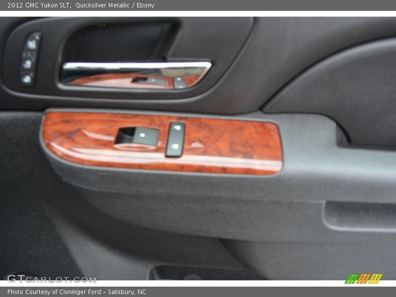 Quicksilver Metallic / Ebony 2012 GMC Yukon SLT