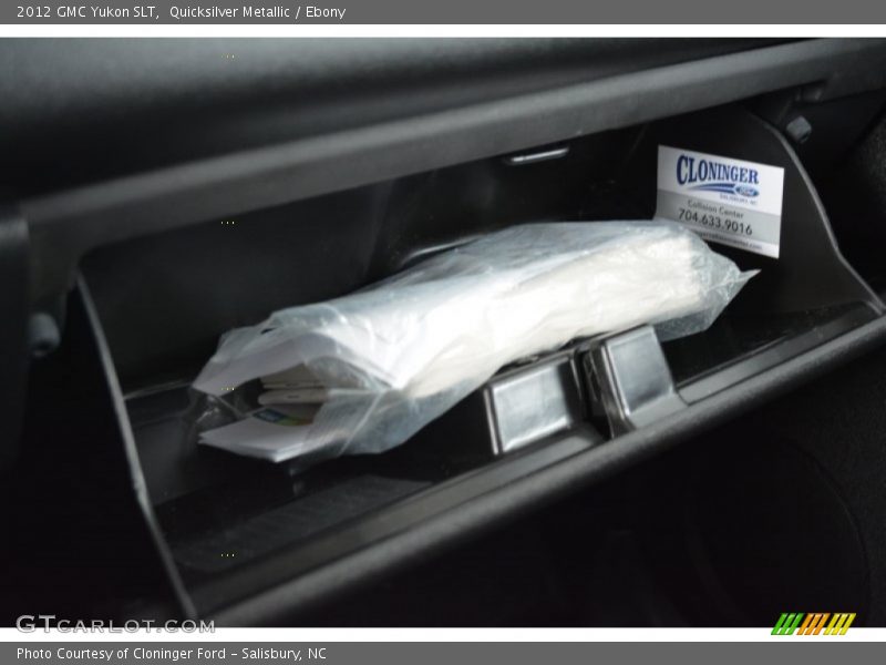 Quicksilver Metallic / Ebony 2012 GMC Yukon SLT