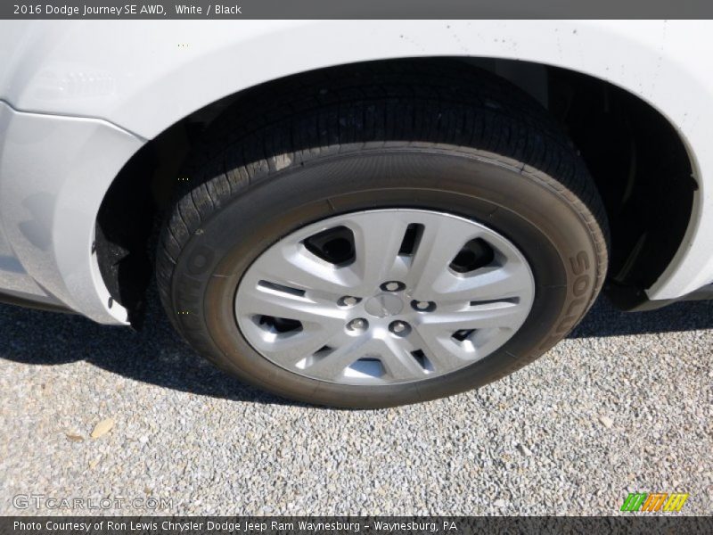 White / Black 2016 Dodge Journey SE AWD