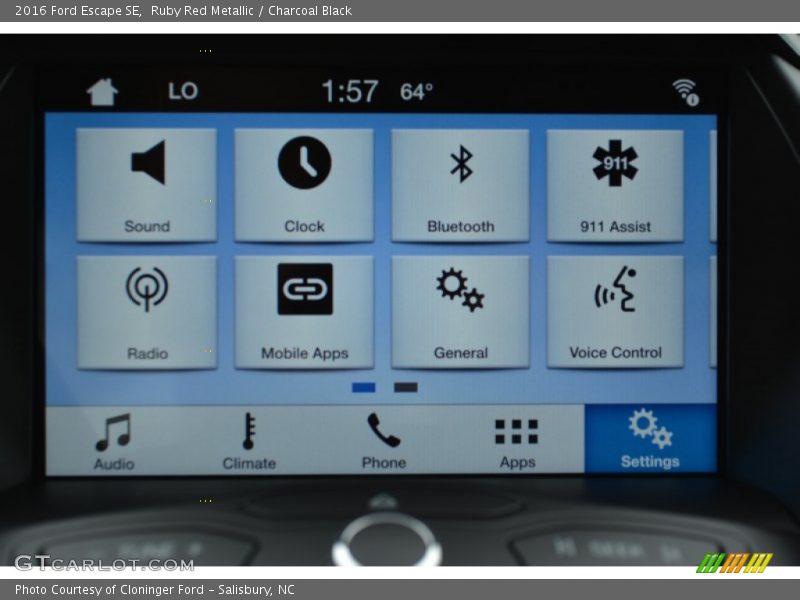 Ruby Red Metallic / Charcoal Black 2016 Ford Escape SE