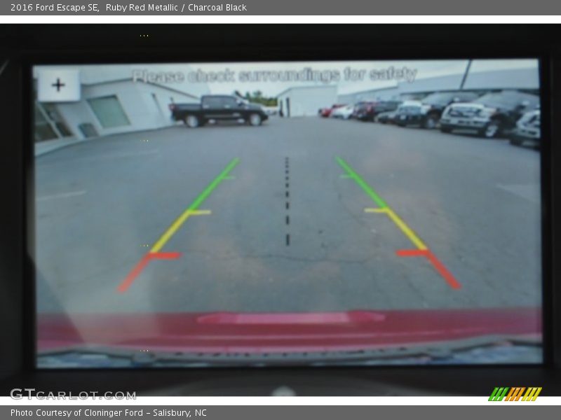 Ruby Red Metallic / Charcoal Black 2016 Ford Escape SE