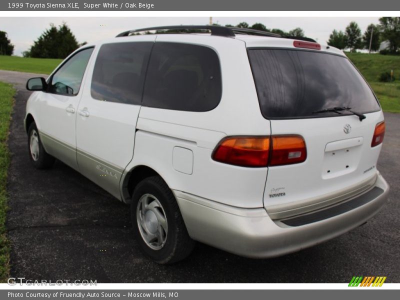 Super White / Oak Beige 1999 Toyota Sienna XLE