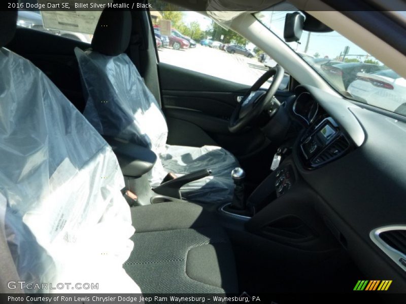 Billet Silver Metallic / Black 2016 Dodge Dart SE
