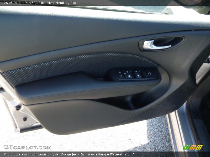 Billet Silver Metallic / Black 2016 Dodge Dart SE
