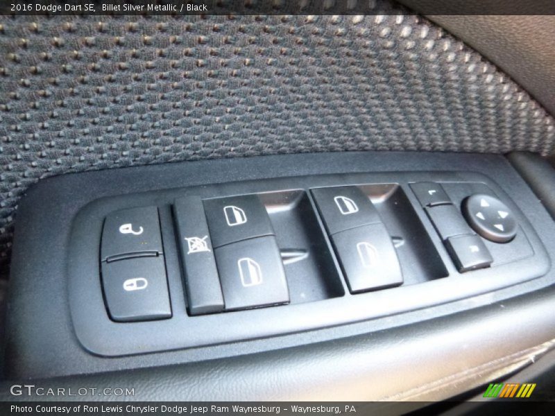 Billet Silver Metallic / Black 2016 Dodge Dart SE