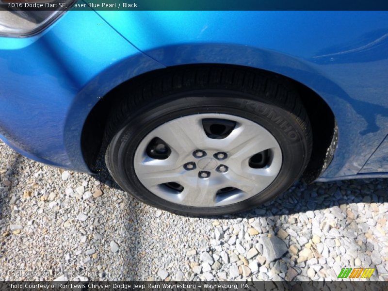 Laser Blue Pearl / Black 2016 Dodge Dart SE