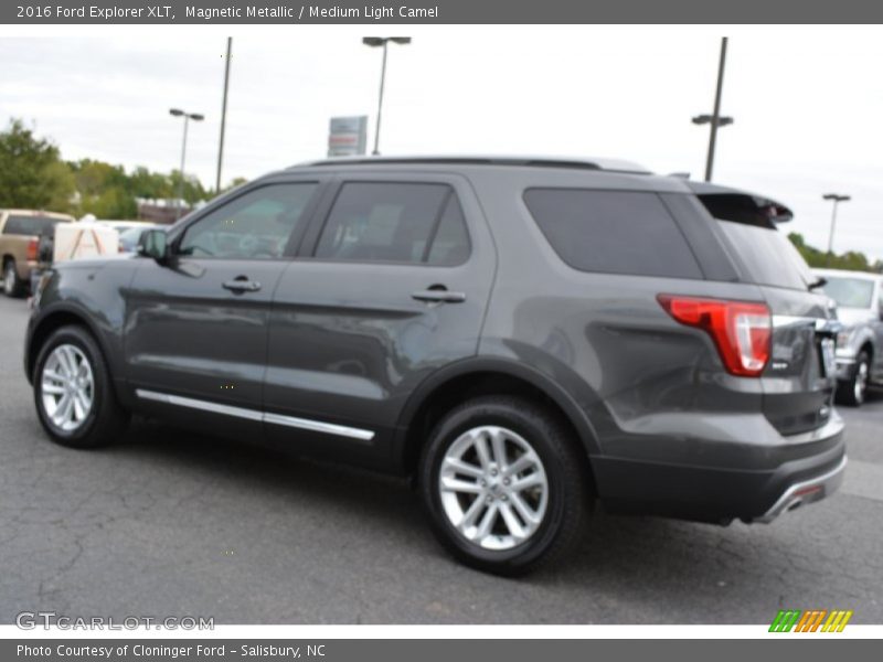 Magnetic Metallic / Medium Light Camel 2016 Ford Explorer XLT