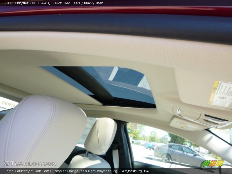 Velvet Red Pearl / Black/Linen 2016 Chrysler 200 C AWD