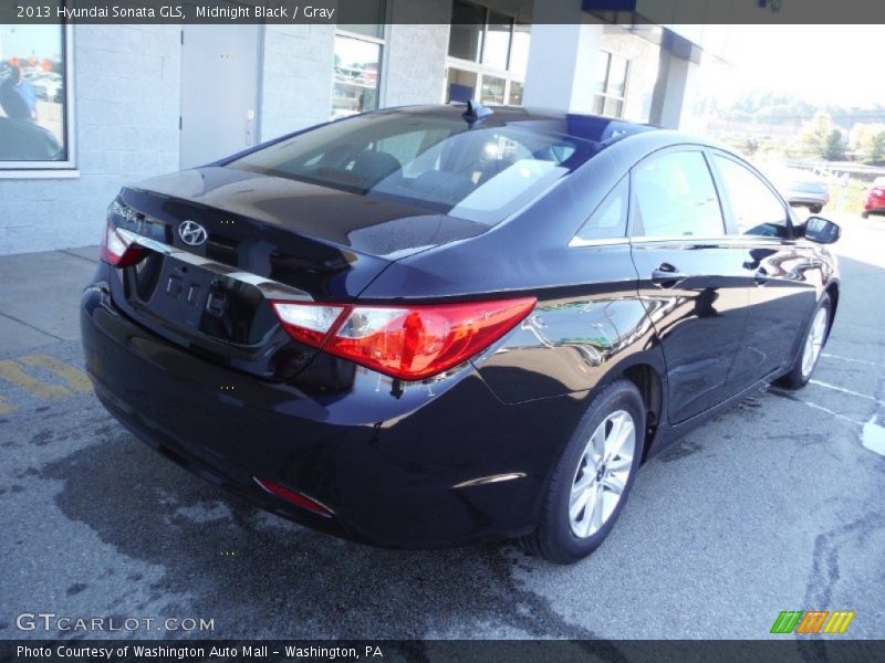 Midnight Black / Gray 2013 Hyundai Sonata GLS