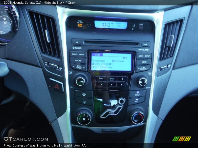 Midnight Black / Gray 2013 Hyundai Sonata GLS